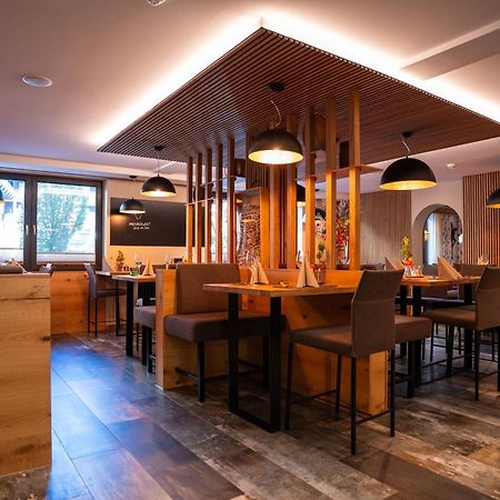Hotel Mesnerwirt Вестендорф Екстериор снимка