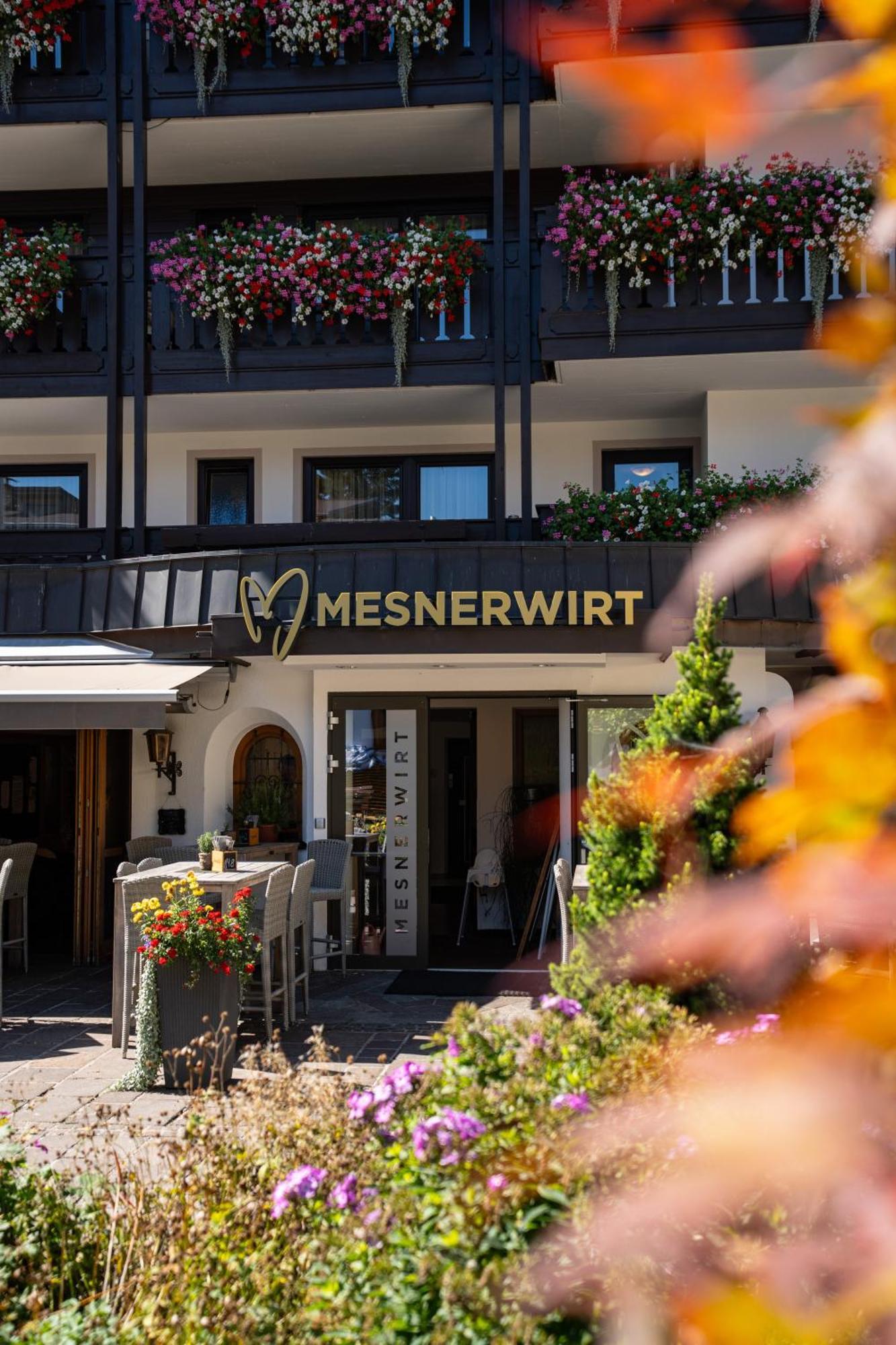 Hotel Mesnerwirt Вестендорф Екстериор снимка